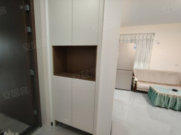 可以短租_润园_新四中_滨湖首府_省立医院_银泰旁_押一付一