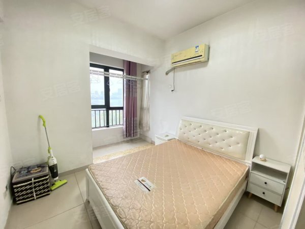 新上1室1厅_明珠广场正对面_民用水电精装修_实拍图随时看