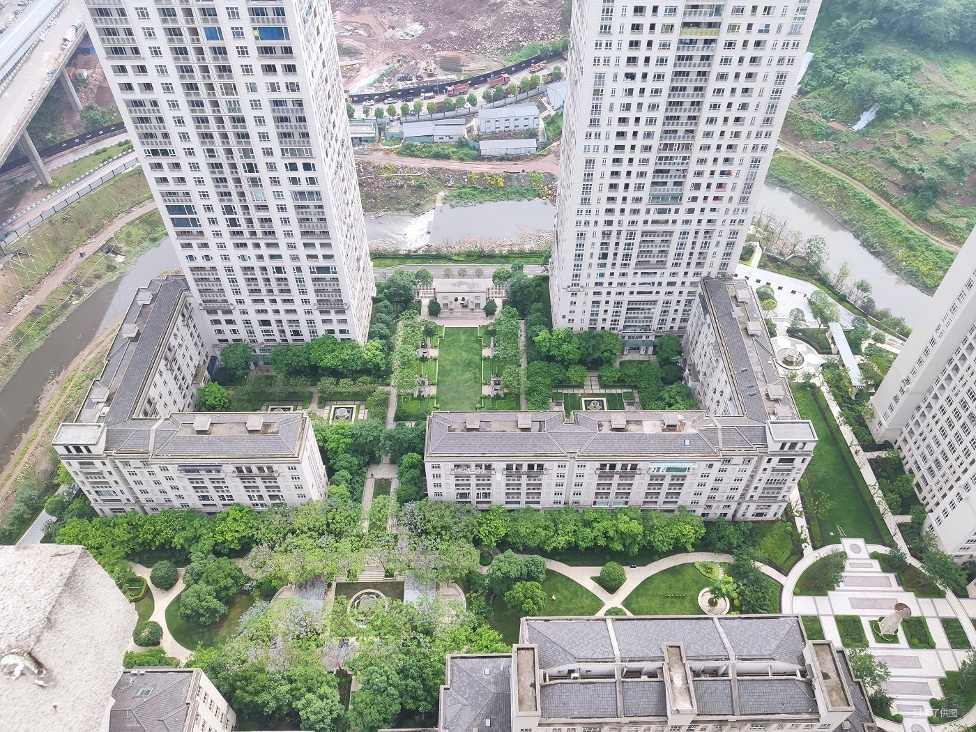 万科御澜道 九号线口 一线江景 跃层 超大露台 视野开阔