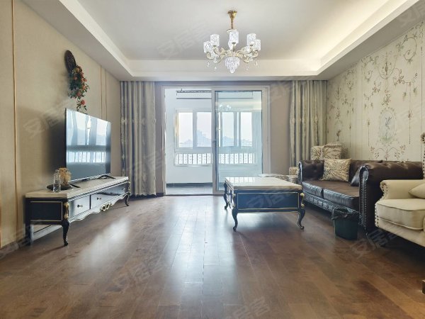 万科时代之光_精装跃层四室三卫商住两用家具家电齐全，拎包入住