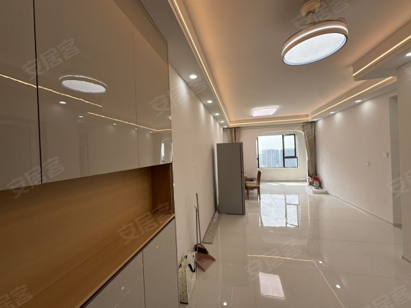 湖畔书香(西区)_拎包入住全屋精装双阳台_可月付