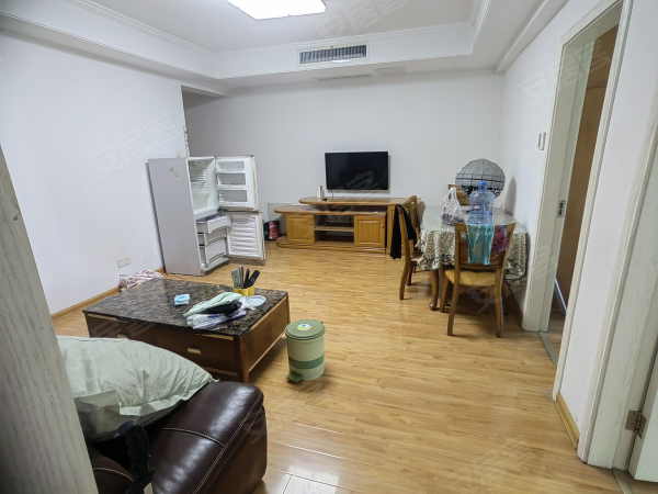 栢景雅筑_电梯房三室两厅采光充足拎包入住业主诚心租随时看房！