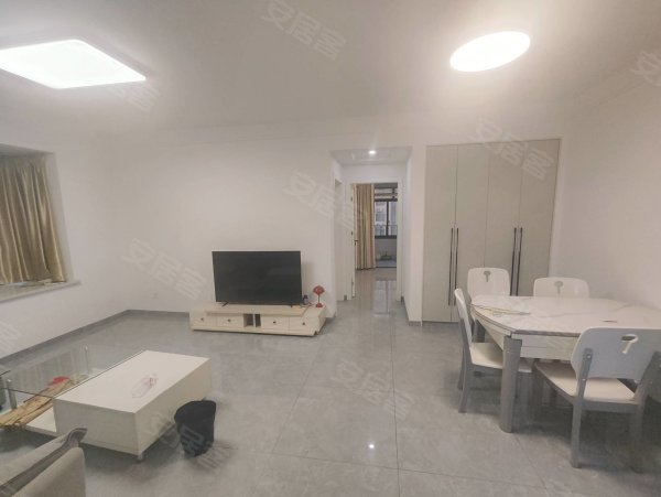兴华苑D区_3室精装修，拎包入住全屋定制衣柜_近地铁口