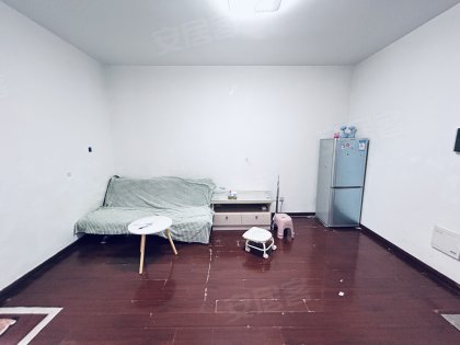 地铁口_拓基城市广场_1室1厅1卫__电梯房_51平米