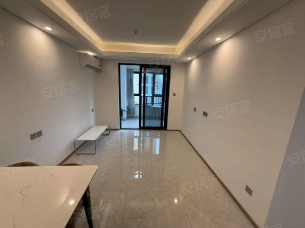 高档小区_金隅金成府(B区)_精装修_三房_家具家电齐全
