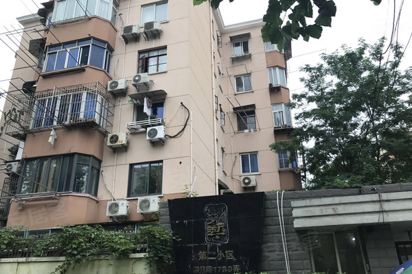 真光新村人口_恶狼游戏新村洸图片(3)