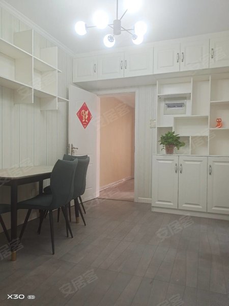 15_00今日新出，精装2室，全屋定制，押一付一，对面38中