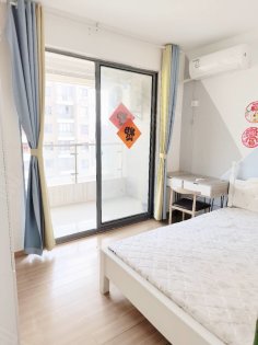 无仲阶沸，近滨湖会展中心，滨湖树荫苑全女生朝南大阳可短租月付