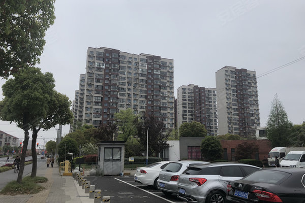 宝虹水岸人口