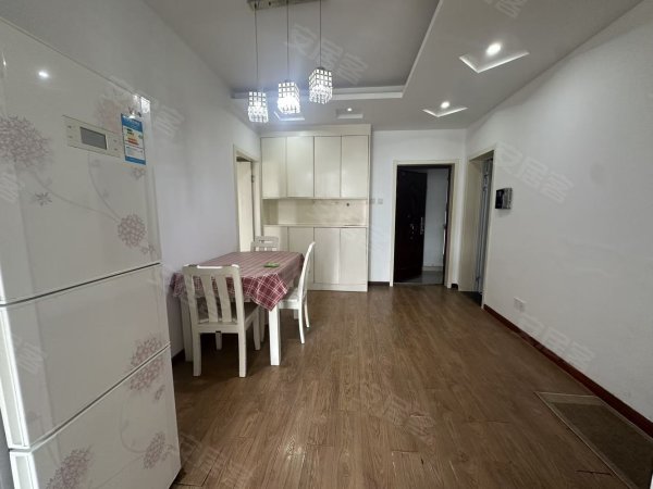 经典华城实拍_中环城_168中小学_地铁3号线_海洋馆