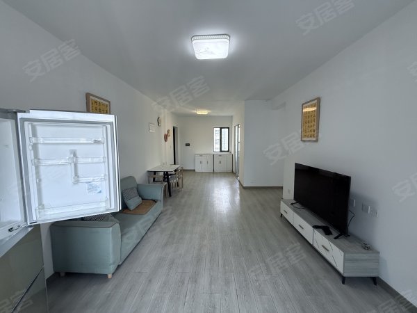 中建开元御湖公馆_4室2厅2卫__电梯房_精装修133平米