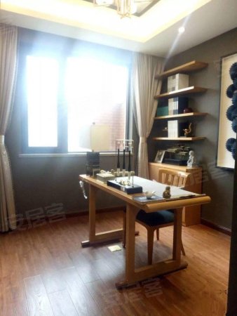 2号线地铁口、花园洋房、和昌林与城、紧邻惠