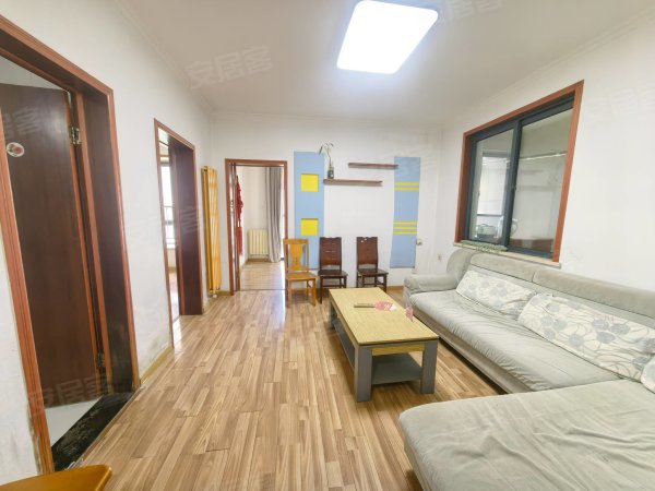 品阁_陪读首选_四十六中_一中_家电家具齐全_拎包入住房源多
