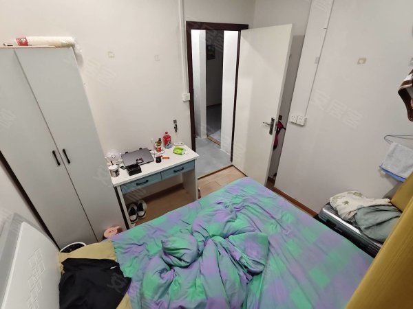房东（京东方B9_国际企业中心_三利谱）和水雅居_月付
