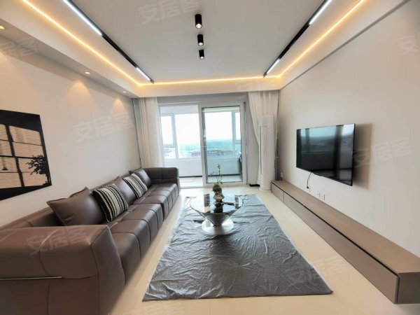 公云天下，近地铁口大众汽车厂，蔚来汽车厂，周边配套齐全
