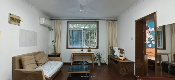 3号5号双地铁口交通便利_宜家_万象汇新天地精装修拎包入住