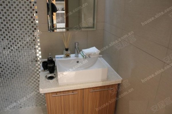 我在北欧有一家自己注册的旅游公司,专业接待