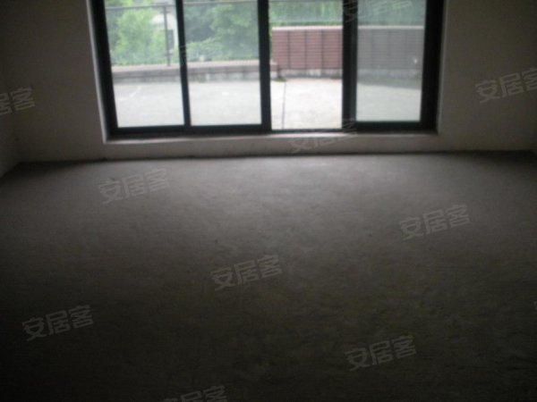 400万元, 小桥流水哗啦啦 双拼别墅述奢华