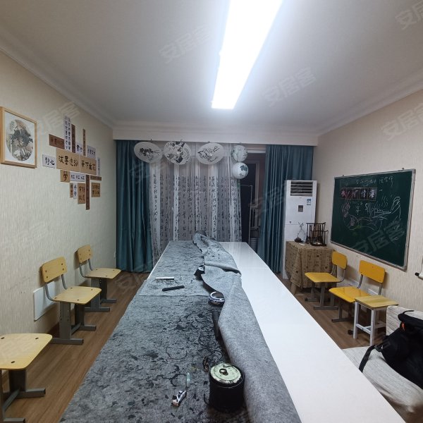 万科森林公园御庭_3室2厅2卫__电梯房_110平米