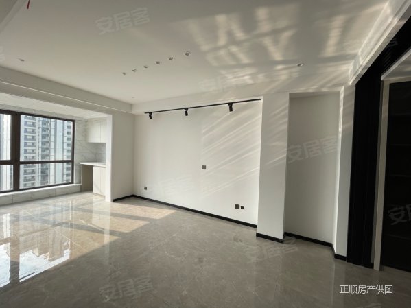 万达海之心全屋定制精装修16层 房东诚意有钥匙 一看