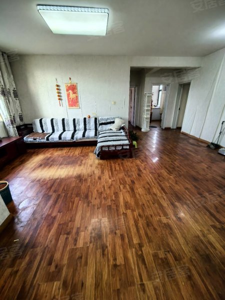 3号地铁合肥西站_龙居山庄_颐和中小学_琥珀中学_两房朝南