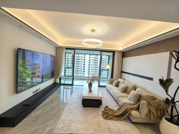 省府旁_高端住宅_精装大四房_一梯一户_压一付一_拎包入住
