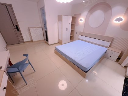 带阳台带独卫_望湖城西地铁_0中介费_房东直租_民水电_月付