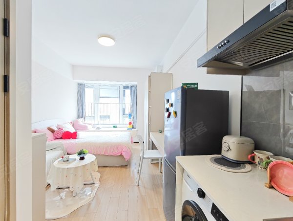 城地铁口_科学大道_一间公寓精装一室_押一付一民用水电