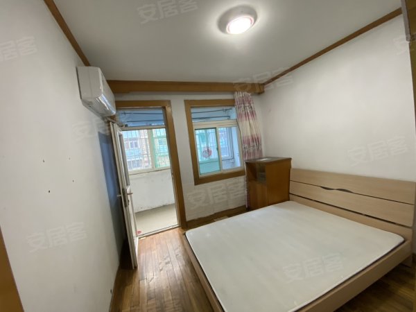 包河区三户室83.46平米正南2层