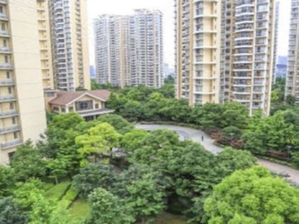 天山河畔花园