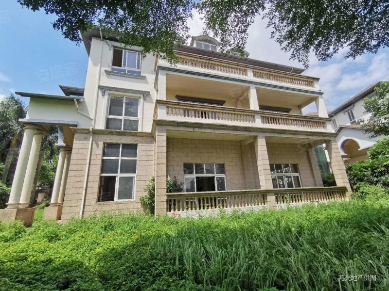 狮山穆天子 中心城区别墅区 地铁口 博爱湖边 2300万