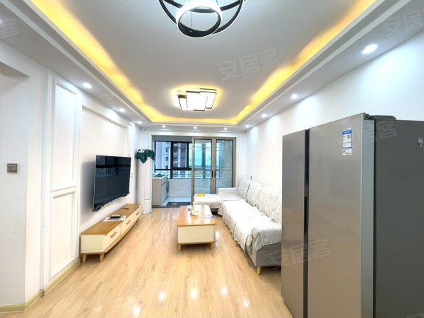 近政务万象合柴__自住首出租__客厅有空调_品牌家电_密码锁
