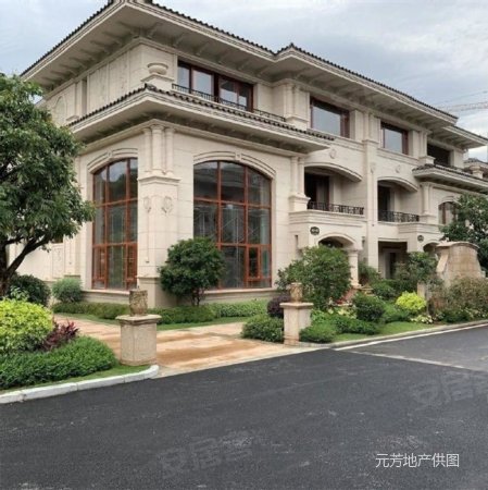 保利锦城别墅