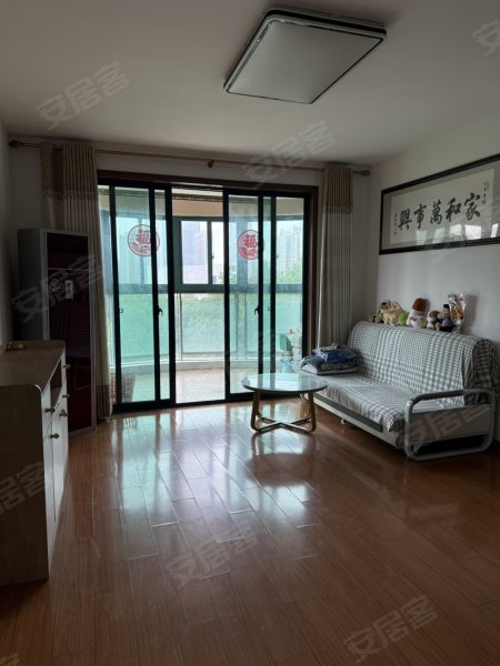 北门口_三盛颐景园_2室2厅1卫_南北通透__精装修_位置好