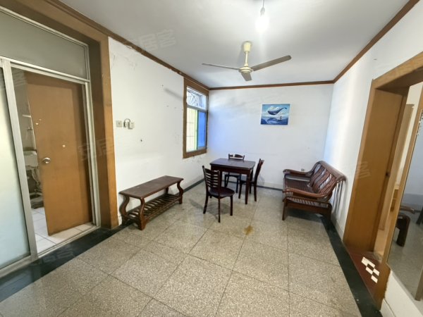 可月付！岳西新村精装两室一厅！两室朝南带阳台！民用水电通燃气