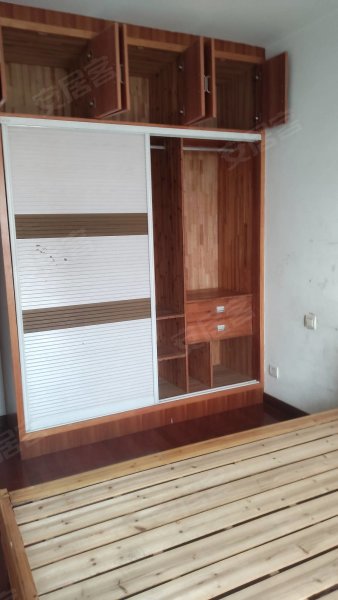 南湖春城_家电齐全_精装修_房屋清洁