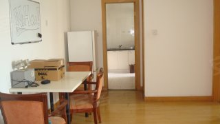 关于金融家闯入影视圈的函授毕业论文范文