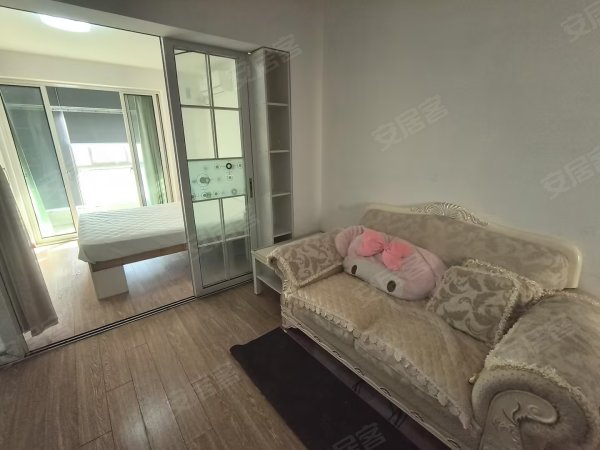 中国铁建国际城品园__押一付一_精装修__家电齐全_电梯房