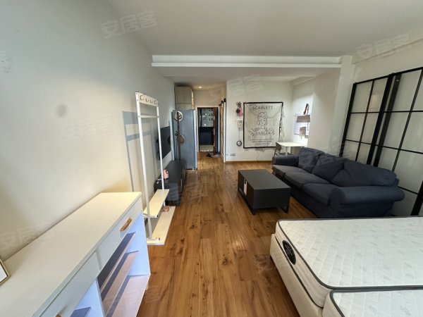 松荫桥地铁口，新粮仓对面，精装一室家电齐全，拎包入住随时看房