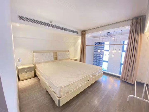 团结桥地铁口 loft一室公寓 周围娱乐设施齐全出租房源真实图片