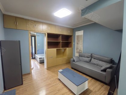 13_00可租，今日新出，精装一室一厅，邻近吾悦广场，38中