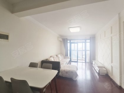 时光原著电梯三房自住精装_近南艳湖公园出行方便拎包入住