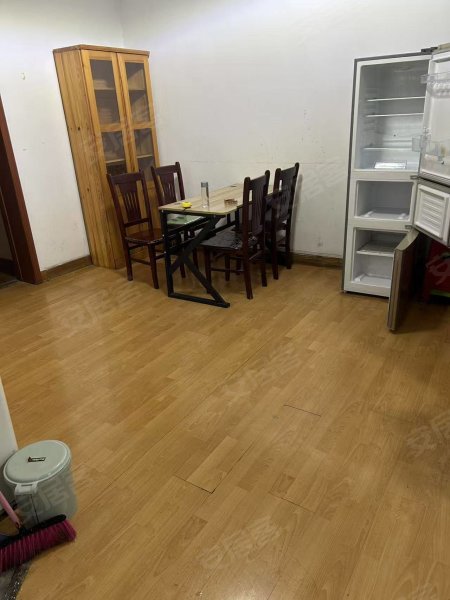 杏花公园地铁口_罗兰德_精装2室_家电齐全图片实拍看房方便