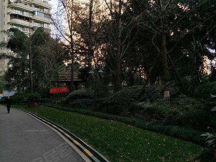 成都房产网>成都小区>高新区小区>天府长城小区>凯丽滨江花园>420_315