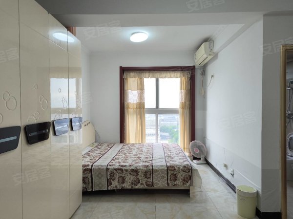 梦溪小镇，一室一厅，家具齐全，拎包入住，靠地铁口，皖智，九中
