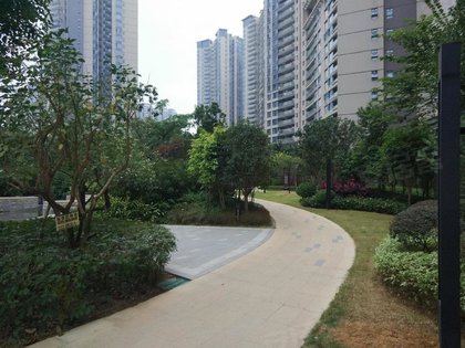 彰泰城