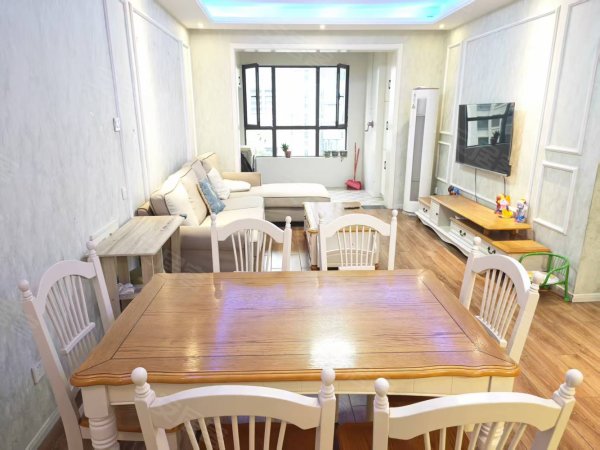 临湖苑业主自住精装两居室全屋定制家居家电齐全拎包入住近地铁口
