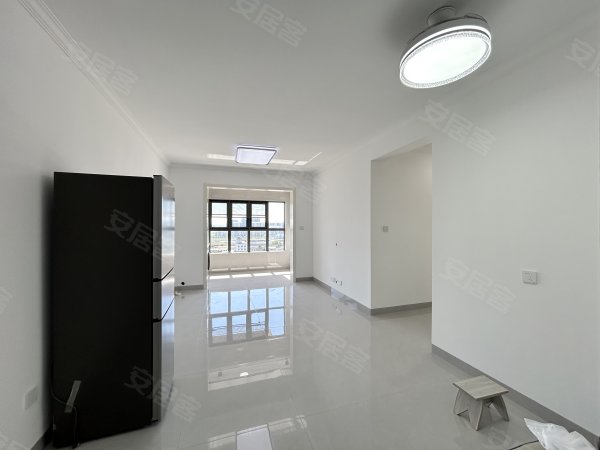 （全地砖_全新家电）新小区_停车方便
