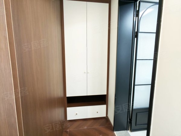 云川雅筑_精装两室_民水民电通燃气_可短租可月付_采光好