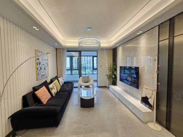 中骏一期边户三房_中央空调地暖_新风_近骆岗公园_中建智立方